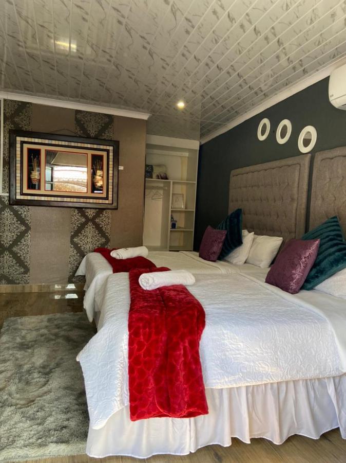 Nsuku Bed And Breakfast Thulamahashi エクステリア 写真